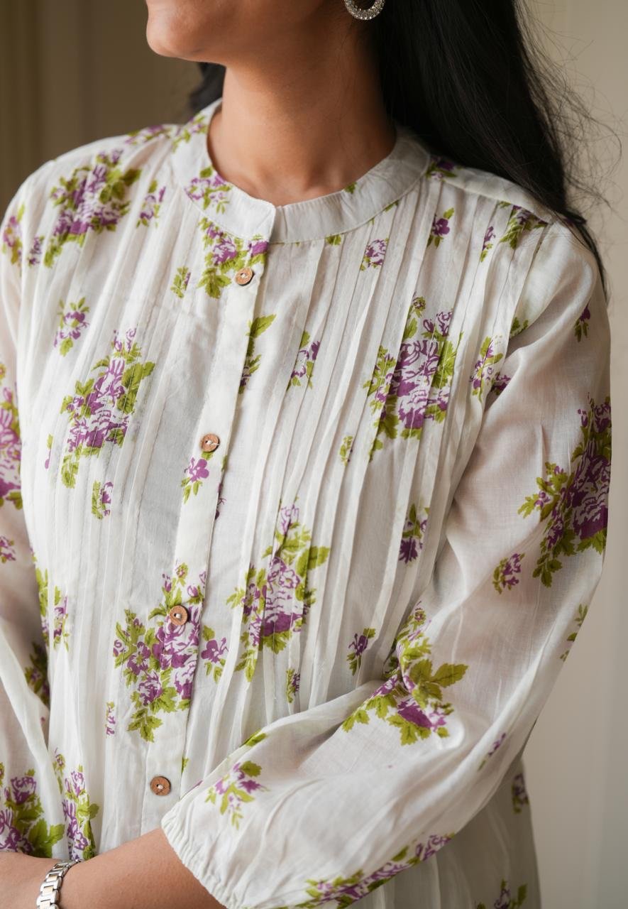 Samika White Mulmul Boota Set- Purple