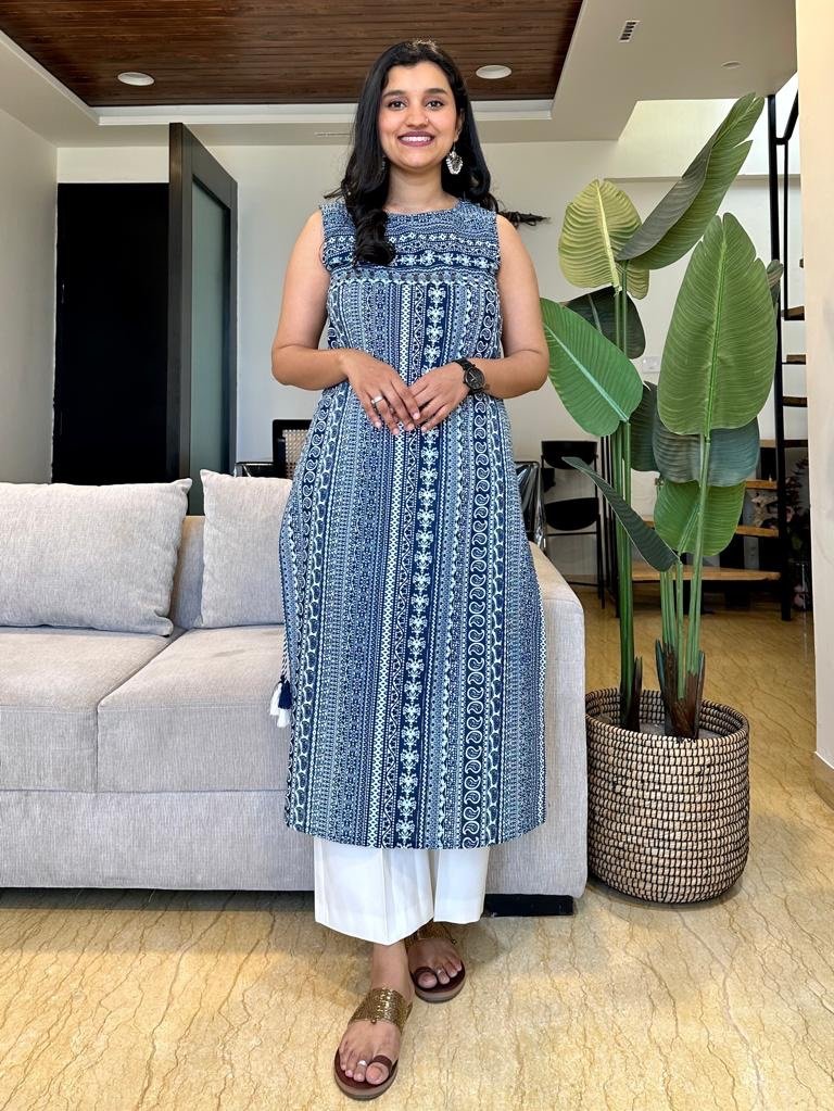 Stripe Sleeveless Kurta- Dark Blue