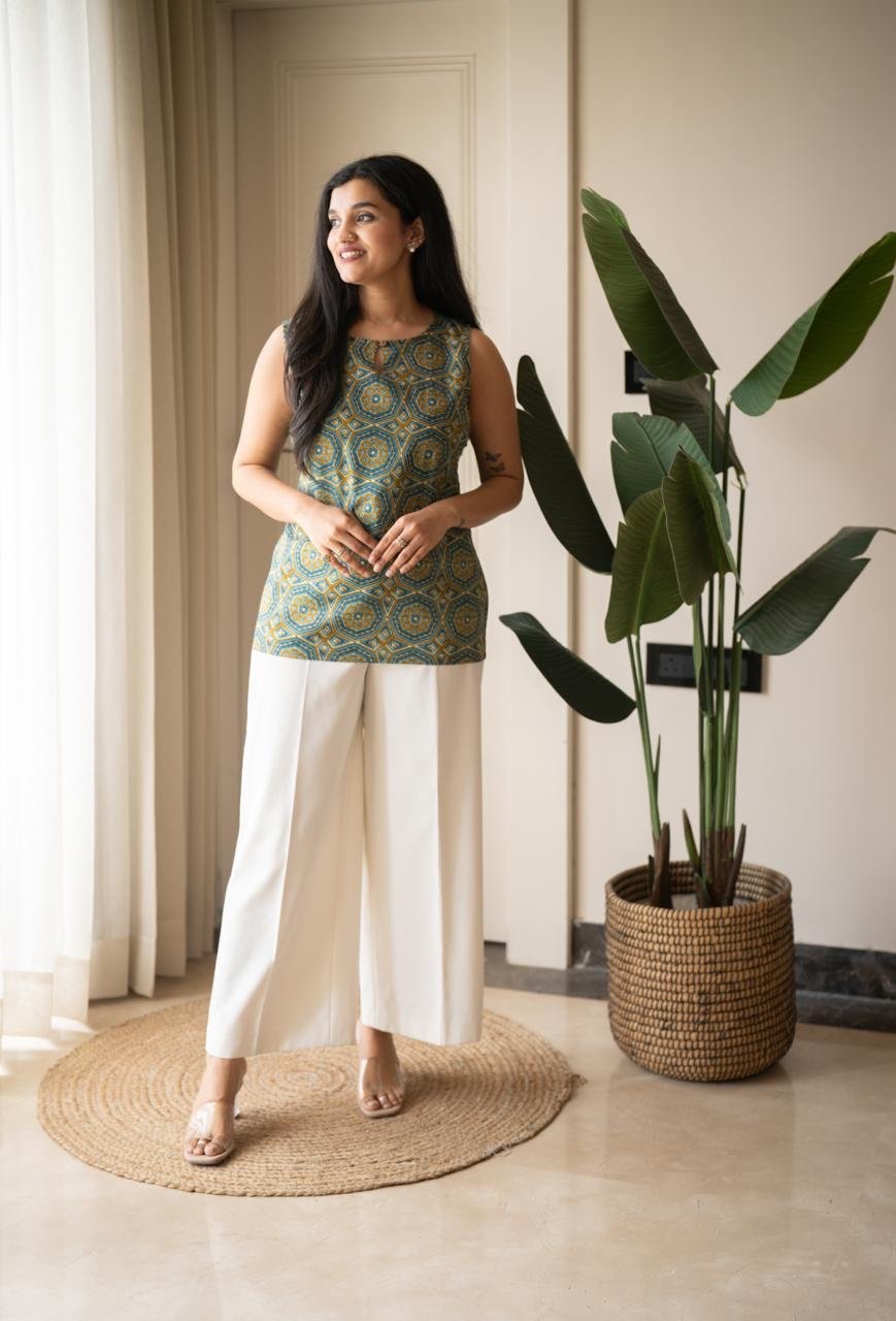 Lily Sleeveless Cotton Top- Green Story