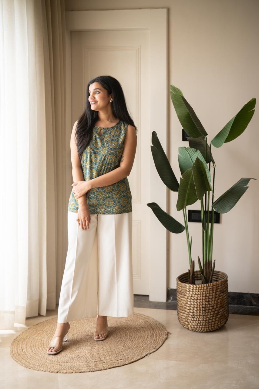 Lily Sleeveless Cotton Top- Green Story