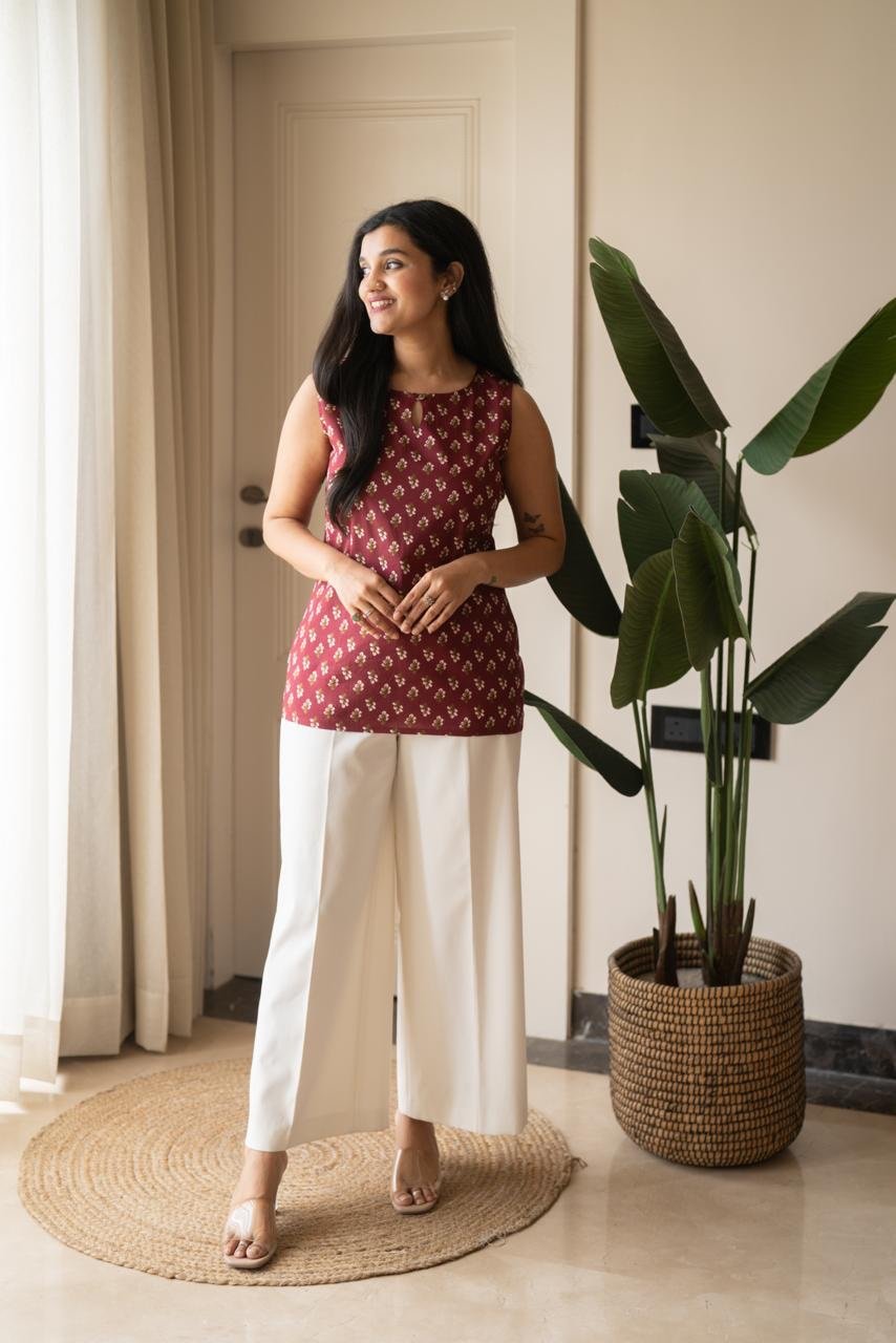 Lily Sleevless Cotton Top- Maroon Booti