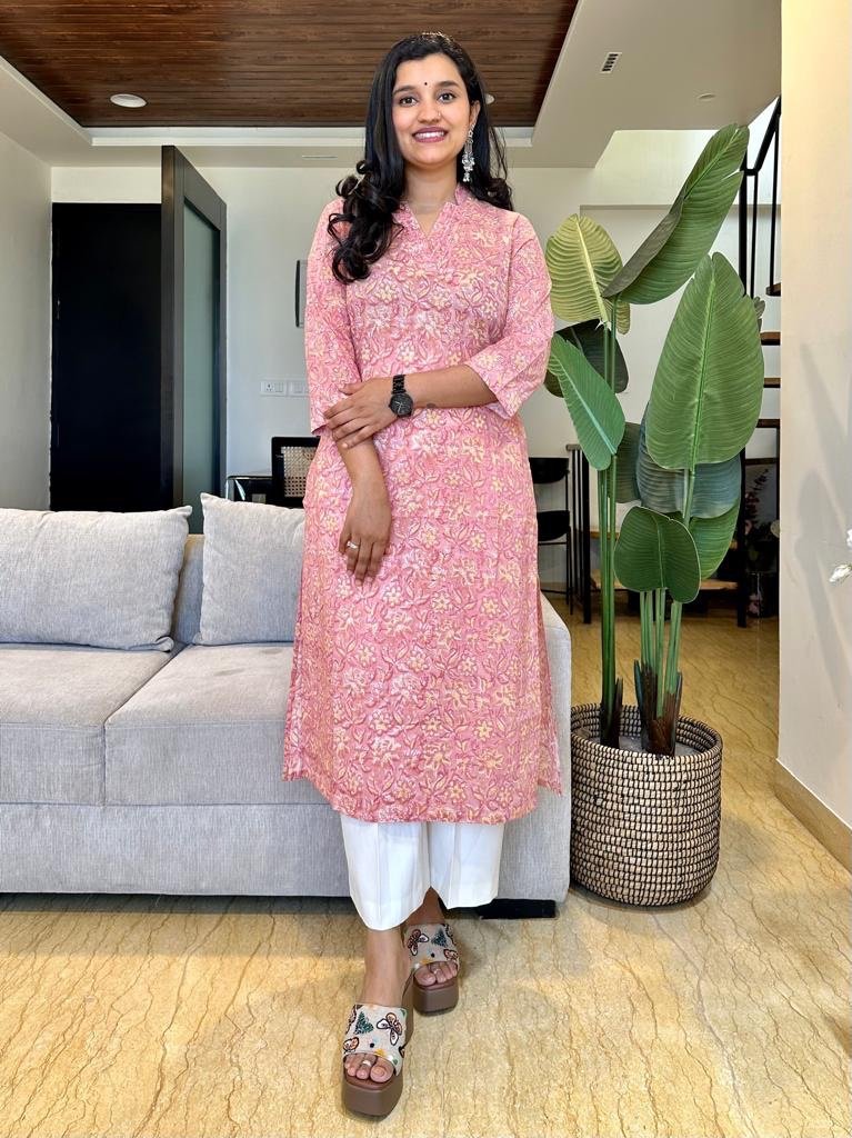 V- Neck Twist Kurta- Pink Floral Jaal