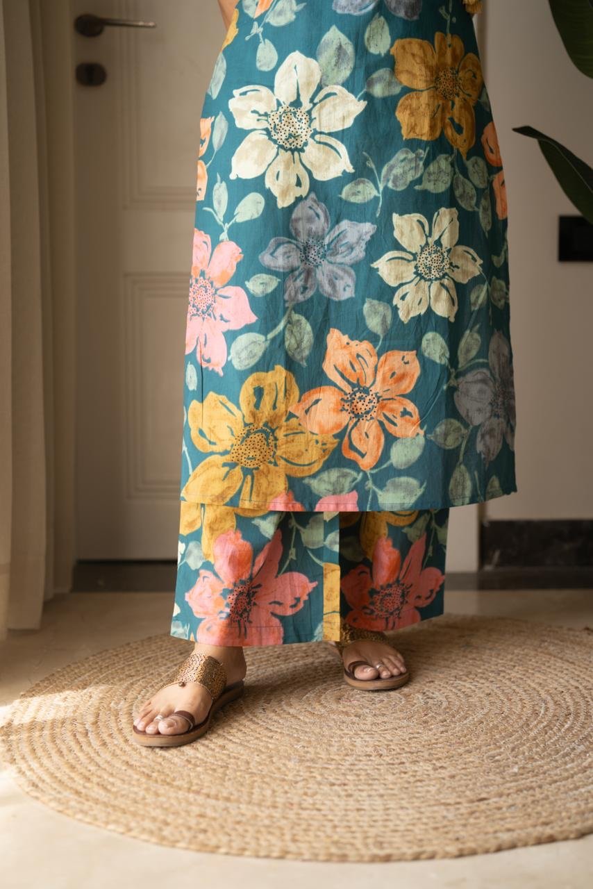 Kisha Sleeveless Cotton Set- Colorful Florals