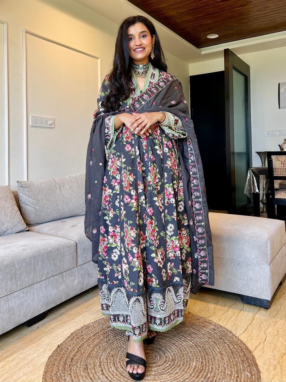 Naazreen Heavy Anarkali Set- Grey