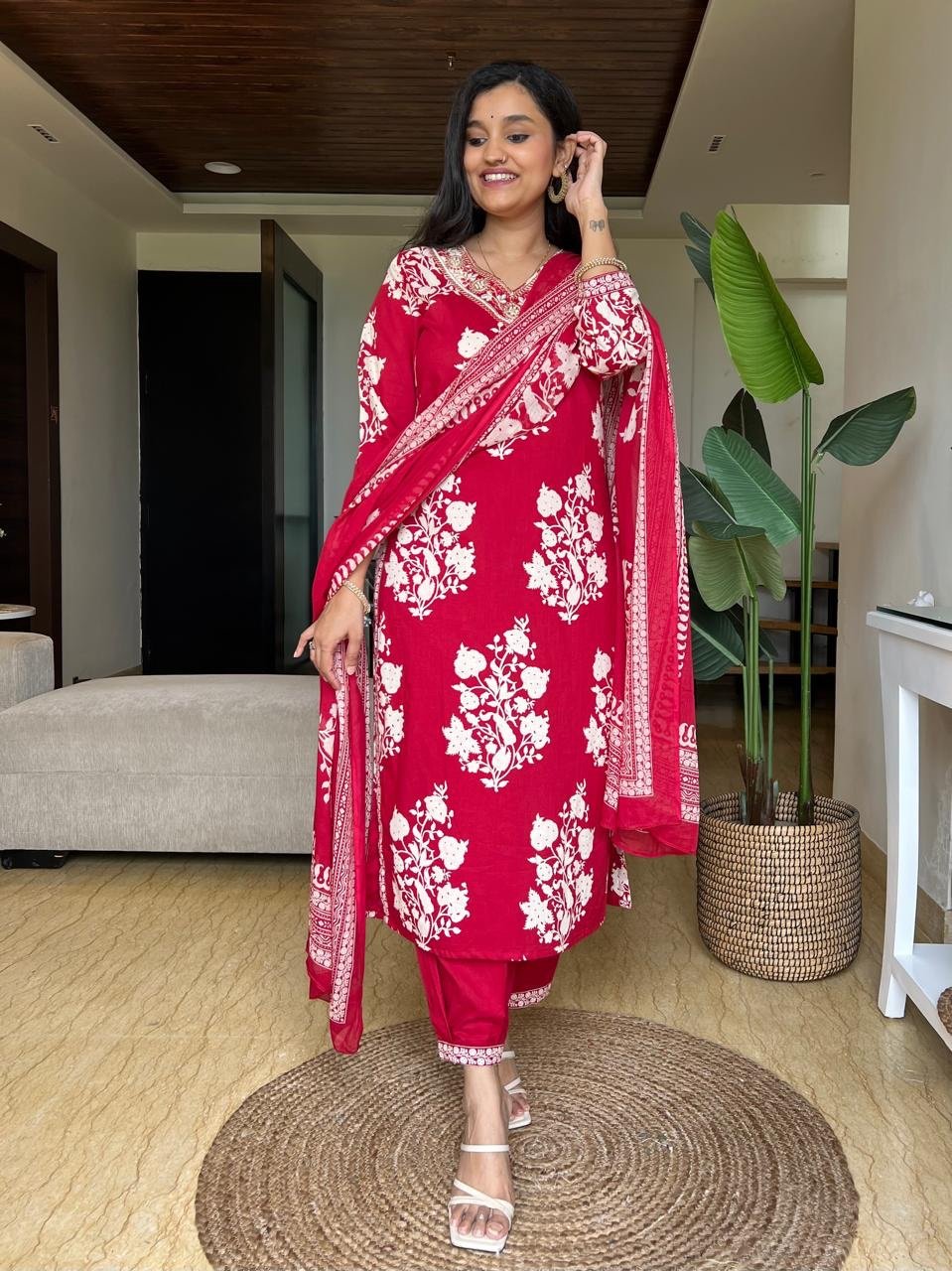 Vani Boota Afghan Set- Red