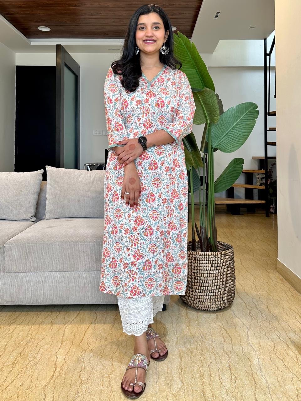 Soft Floral V-Neck Kurta