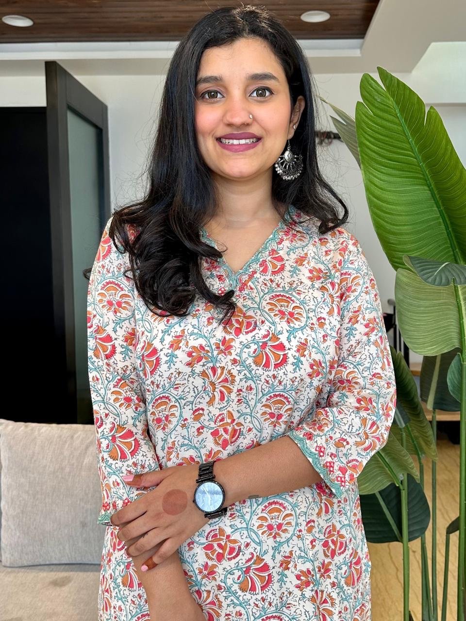 Soft Floral V-Neck Kurta