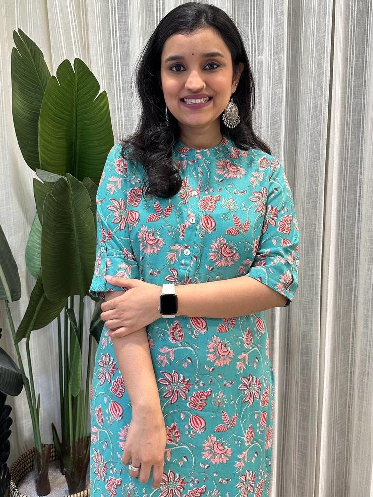 Weekend Rayon Kurta- Cyan Big Floral