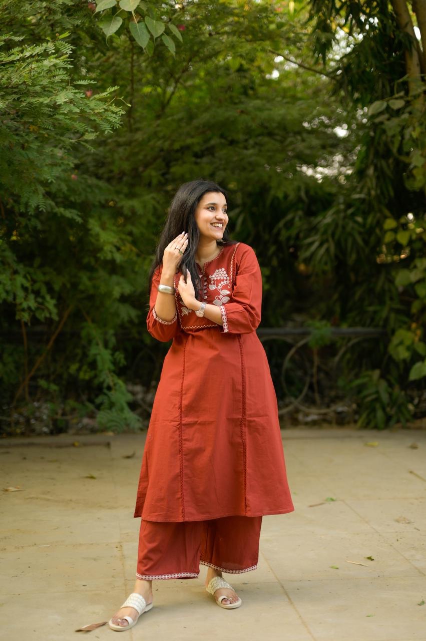 Suhana Embroidered Cotton Pant Set - Image 4