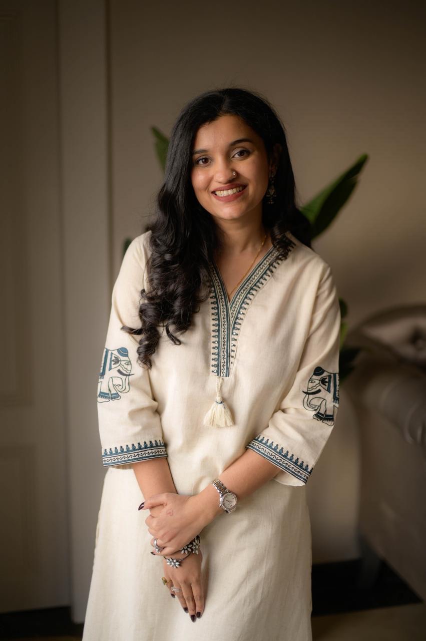 Shiya Embroidered Cotton Set- Off White - Image 2