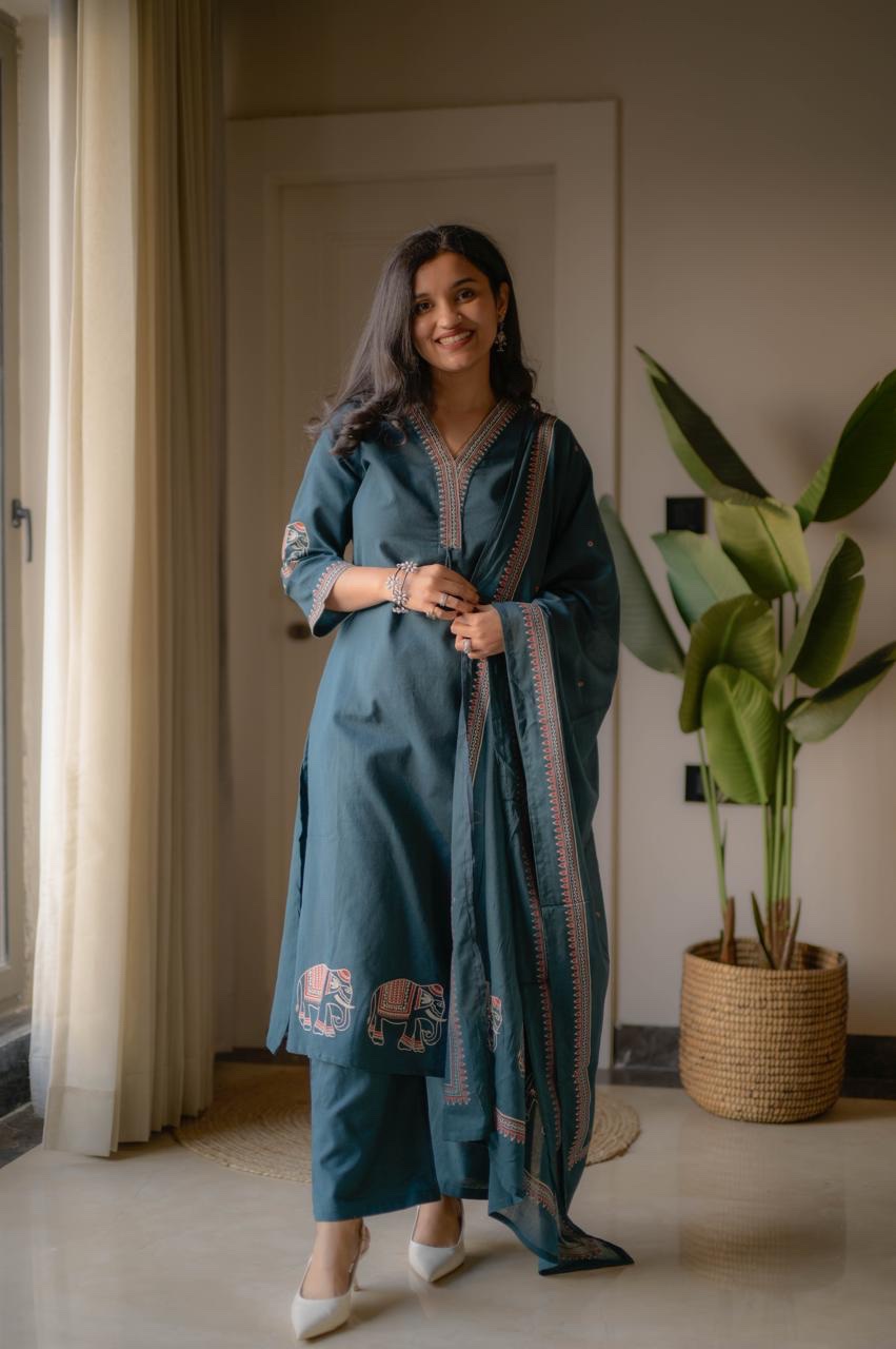 Shiya Embroidered Cotton Set- Teal Blue