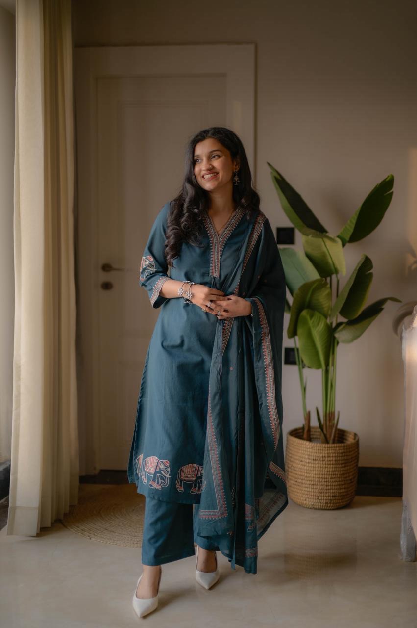 Shiya Embroidered Cotton Set- Teal Blue - Image 3