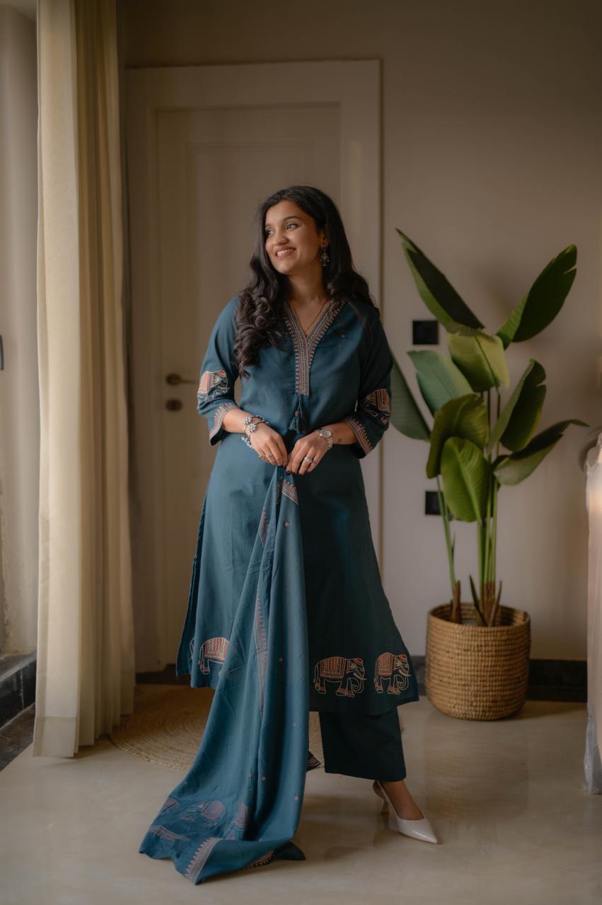 Shiya Embroidered Cotton Set- Teal Blue - Image 4