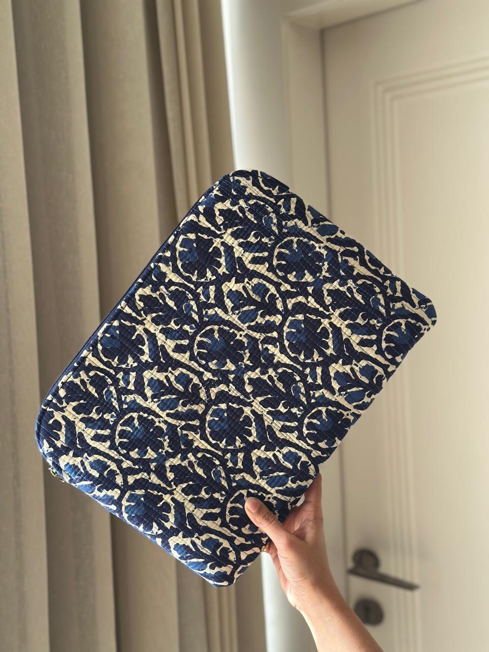 Quilted Laptop Sleeve- Indigo Jaal - Image 4