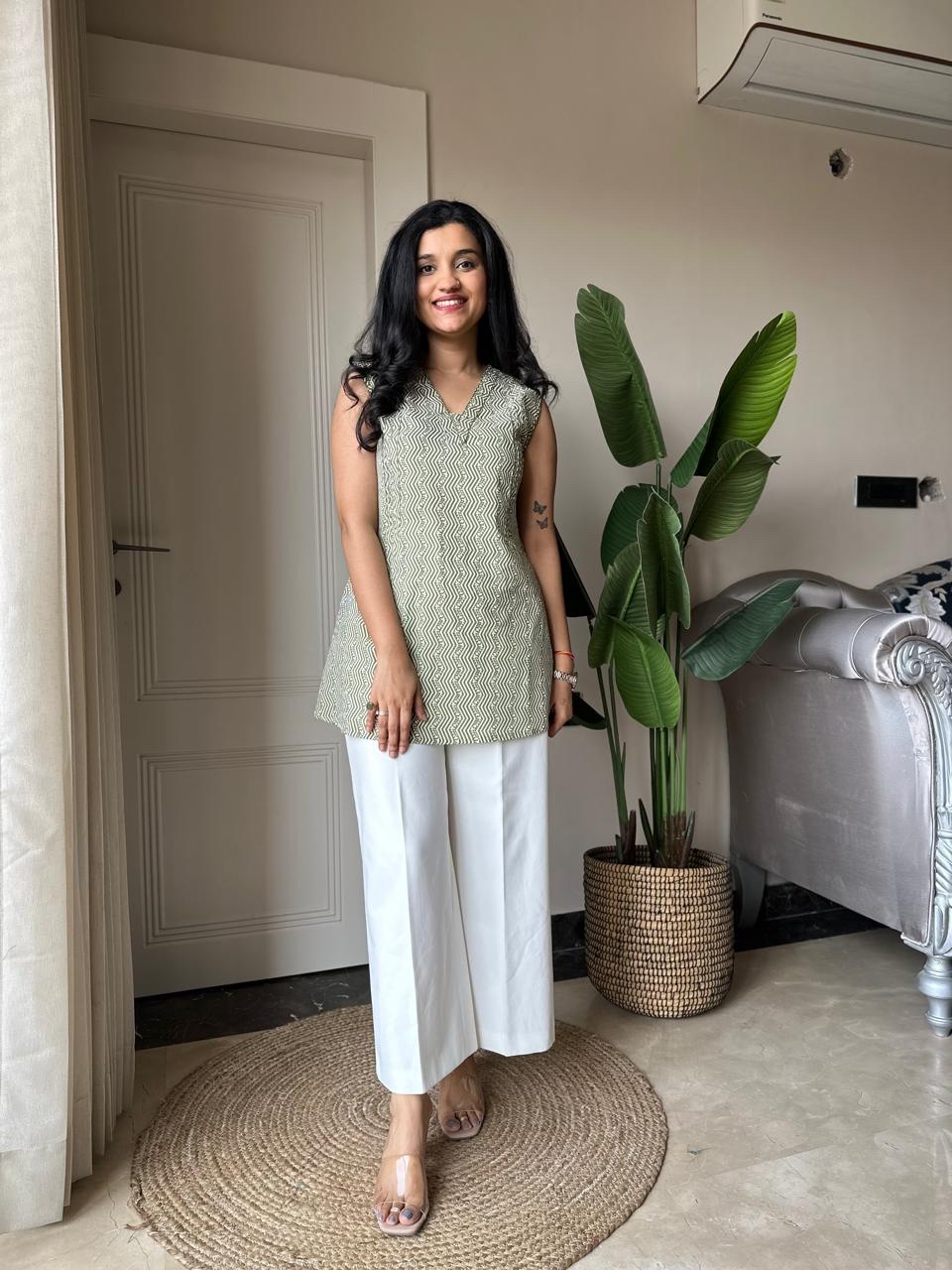 Gazia Pure Cotton Sleeveless Top- Green - Image 3