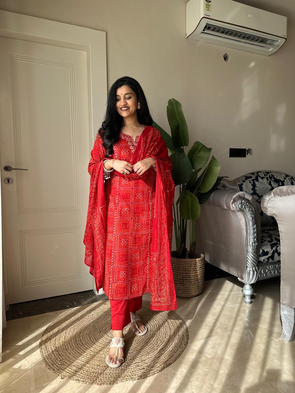 Sugandha Red Bandhej Cotton Set - Image 3