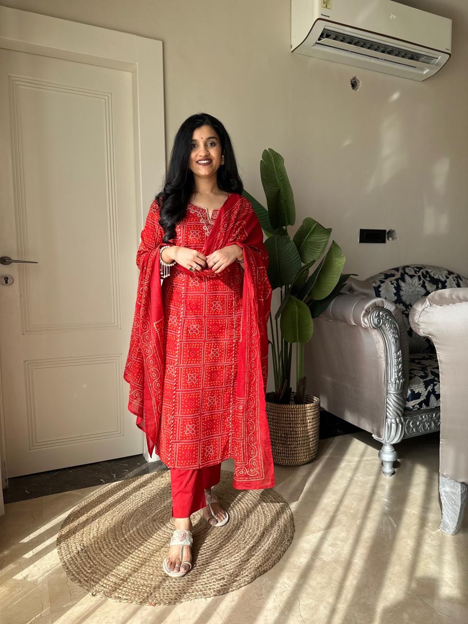 Sugandha Red Bandhej Cotton Set - Image 5