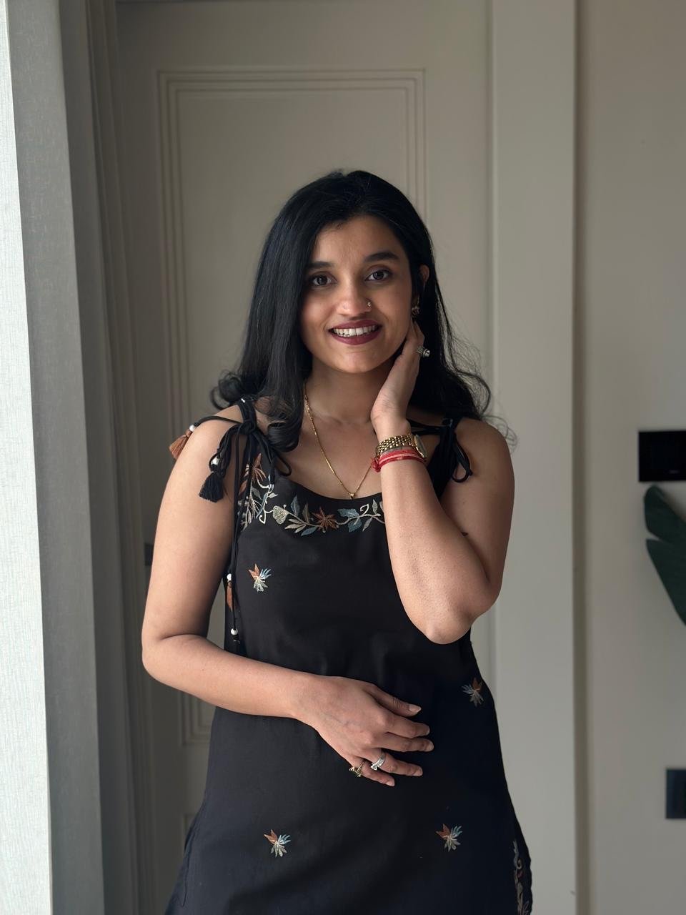 Zuhra Embroidered Pant Set- Black - Image 4