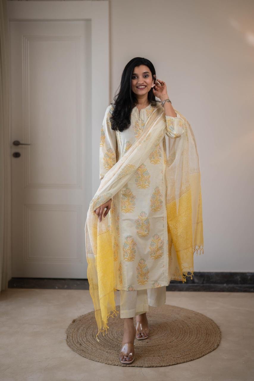 Anaisha Kota Doria Dupatta Set- Yellow - Image 9