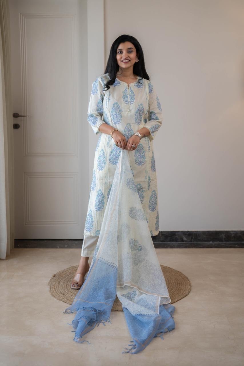 Anaisha Kota Doria Dupatta Set- Blue - Image 2