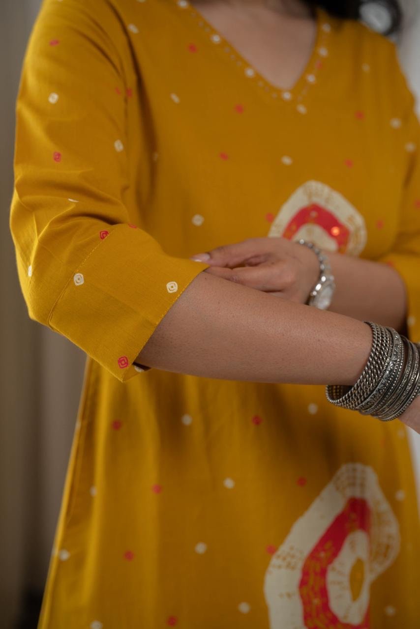 Tine Bandhej Timeless Cotton Suit- Yellow - Image 10