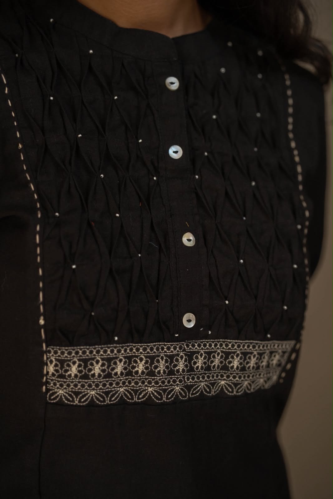 Rio Ruching Slub Cotton Top- Black - Image 7